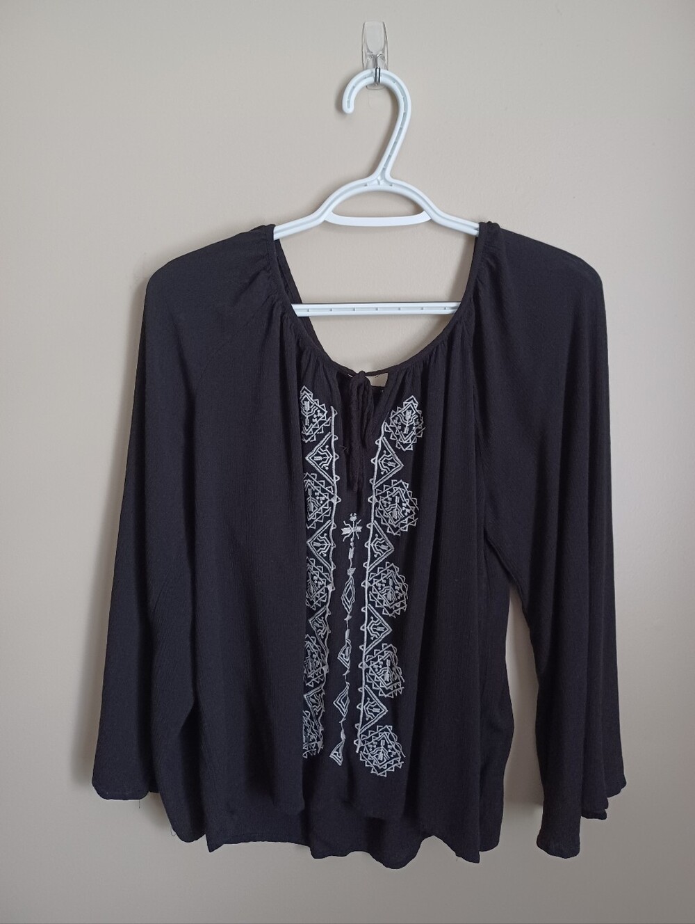 Women's Size XL Charlotte Russe Rayon Black White Long Sleeve Shirt Top Blouse